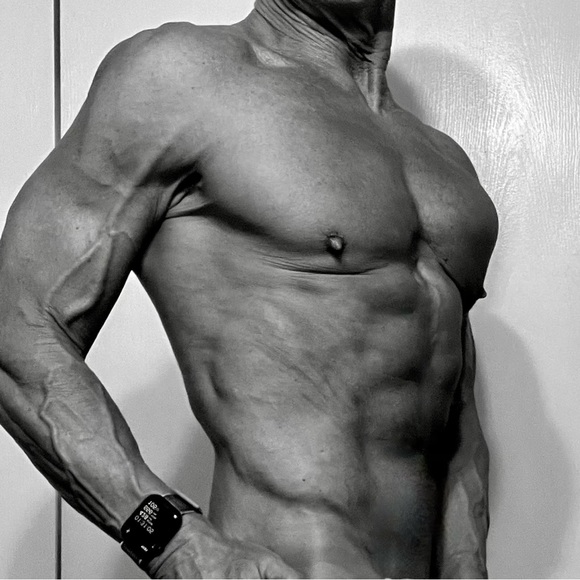 Meet your Posher, Posh - Picture 2 of 2